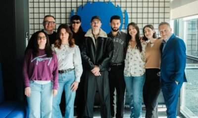 I Room9 con il manager Max Moroldo e il team di Sony Music Publishing Italy