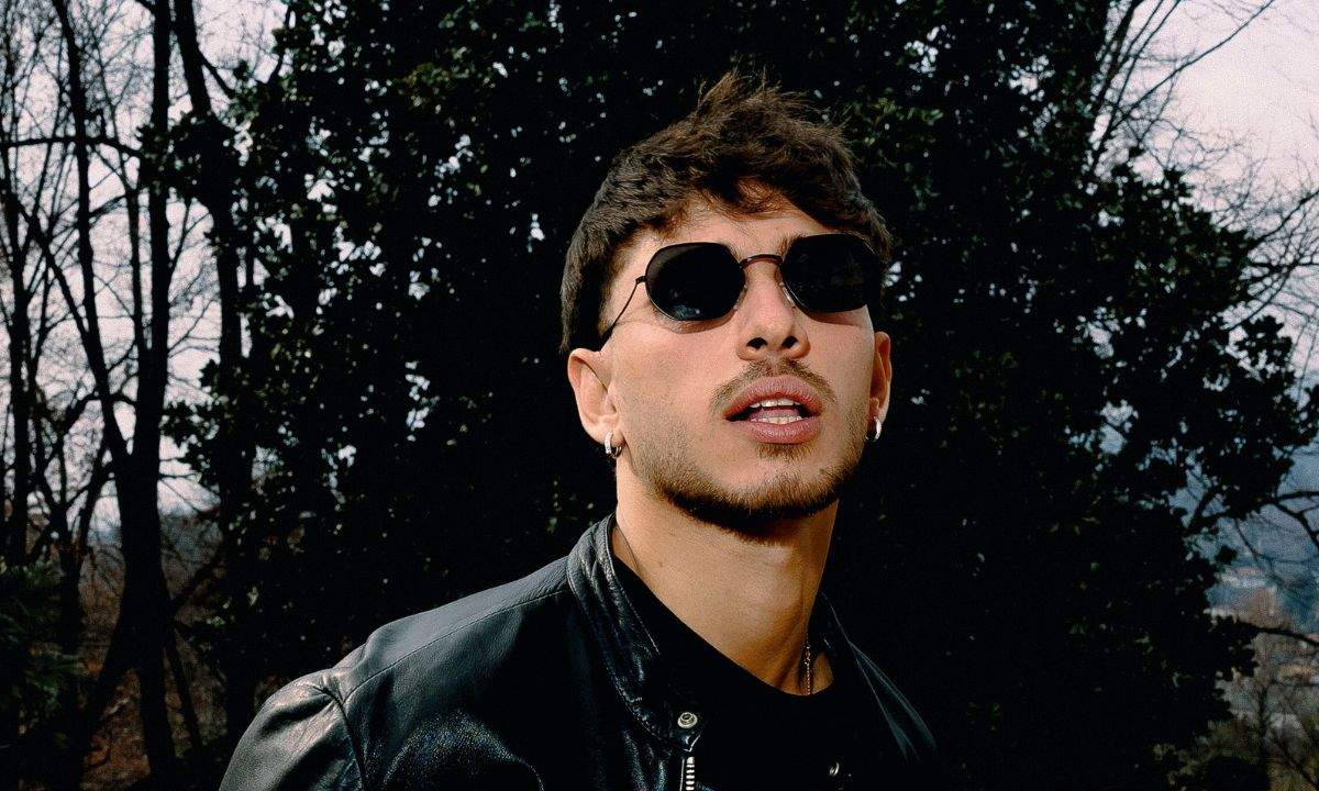 Dennis lancia il brano "Mi piaci tu"