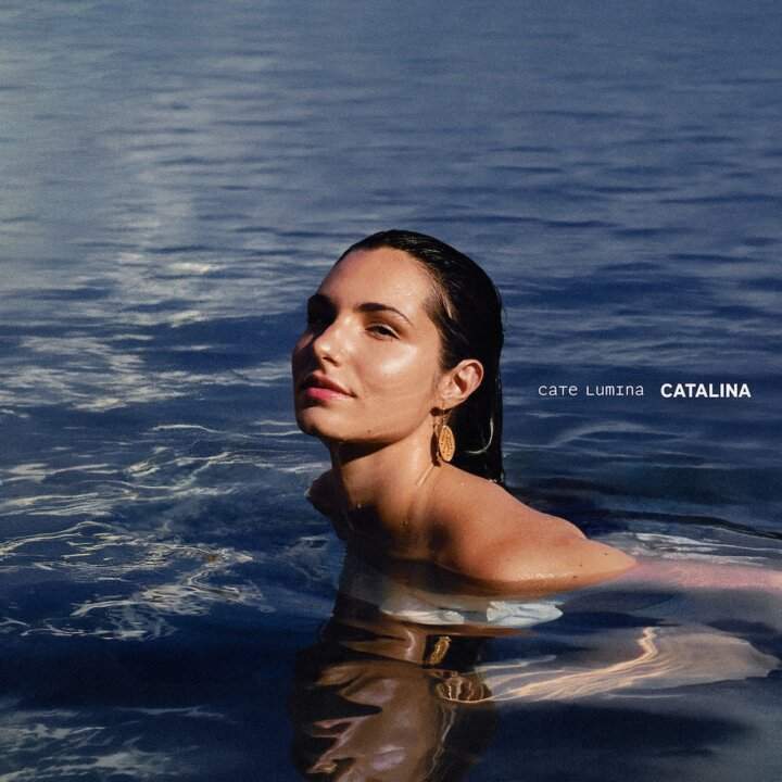 Copertina di Catalina, primo EP di Cate Lumina in uscita dopo Amici 25