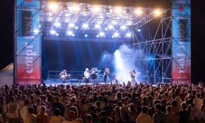 Pubblico e palco del Color Fest 2026 a Lamezia Terme durante i concerti estivi