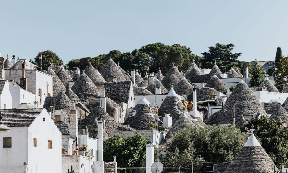 I caratteristici trulli di Alberobello, location del GroundUP Music Festival 2026