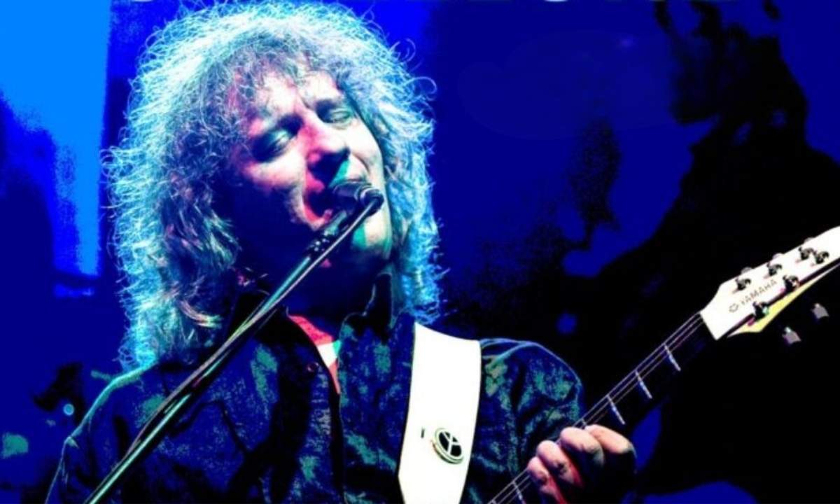 Gianfranco Caliendo, frontman e chitarrista de Il Giardino dei Semplici