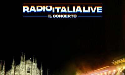 Radio Italia Live Il Concerto, il palco in Piazza Duomo a Milano con il Duomo sullo sfondo e il logo dell'evento