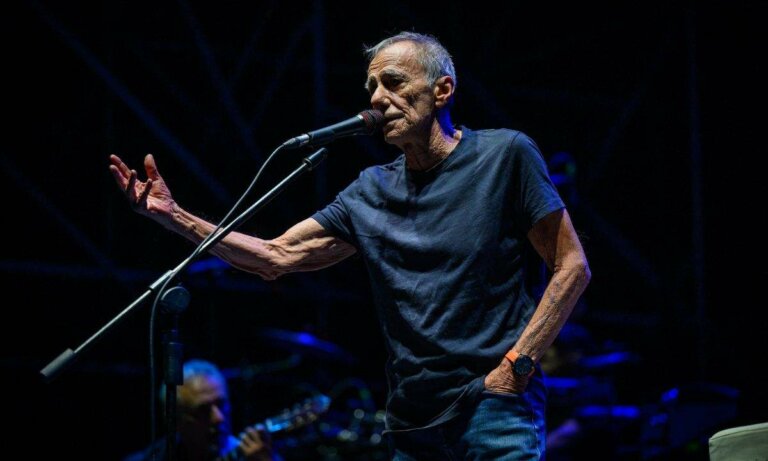 Roberto Vecchioni tour 2026 concerti date teatri