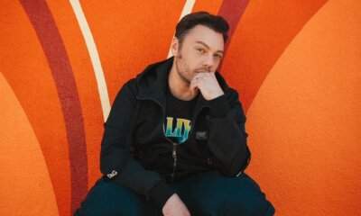 Tiziano Ferro in una foto promozionale legata a Sono un grande Deluxe