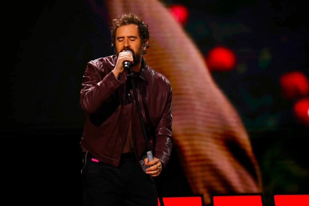 Tommaso Paradiso ospite della terza puntata del serale di Amici 25