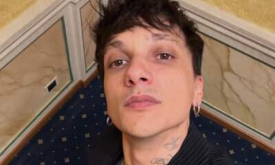 Ultimo in una foto selfie, possibile nuovo singolo Questa insensata voglia di te