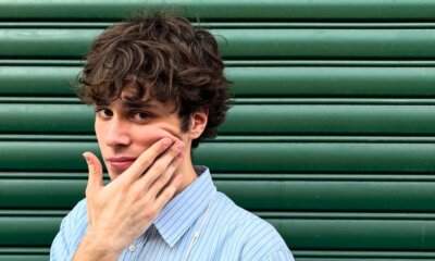 Primo piano di Settembre, il cantautore napoletano del nuovo singolo Due settimane