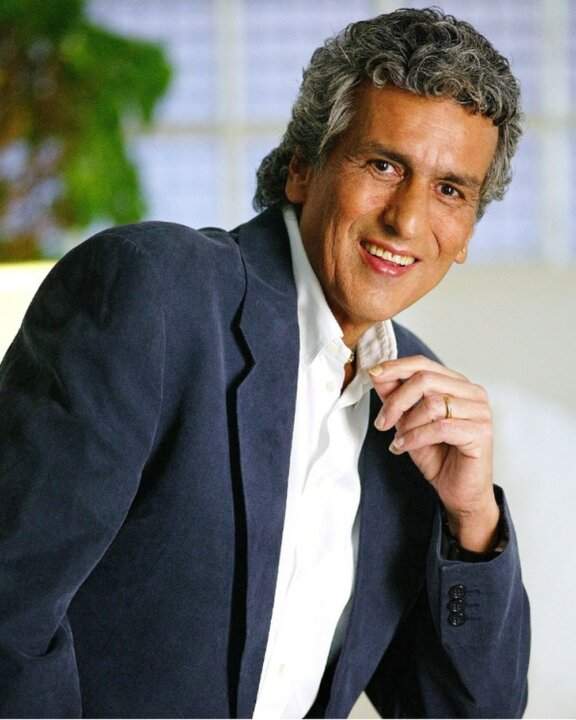 Ritratto di Toto Cutugno