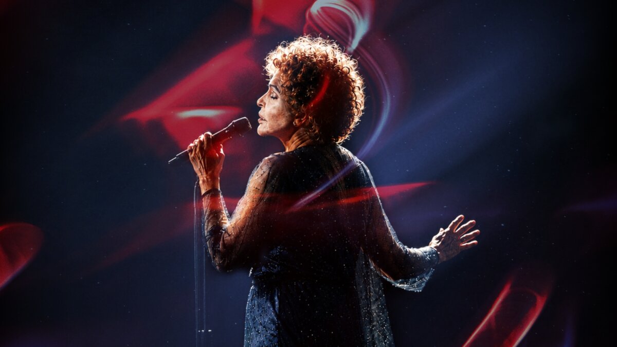 Ornella Vanoni sul palco, foto per l'album Vivere il mio concerto più bello