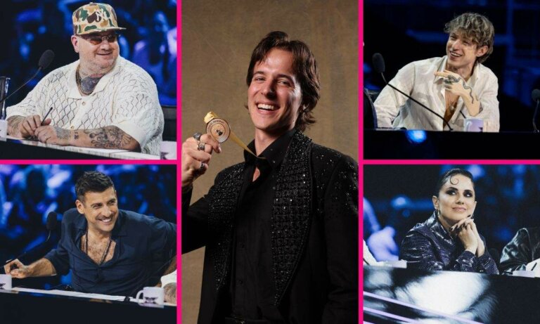 Teo Bok con la medaglia della Recording Academy e i giudici di X Factor 2026 Jake La Furia, Irama, Francesco Gabbani e Paola Iezzi