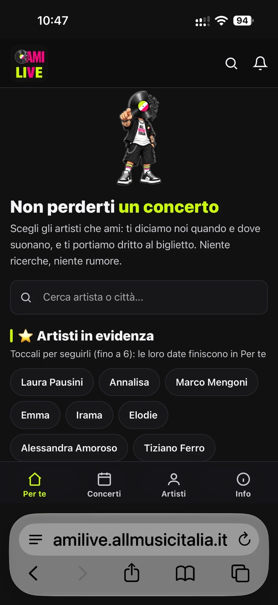 Safari su iPhone con AMI Live aperta e il pulsante Condividi nella barra in basso