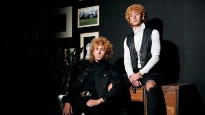 Ferrinis, Maicol e Mattia Ferrini, nella foto promozionale del singolo Salva questa notte