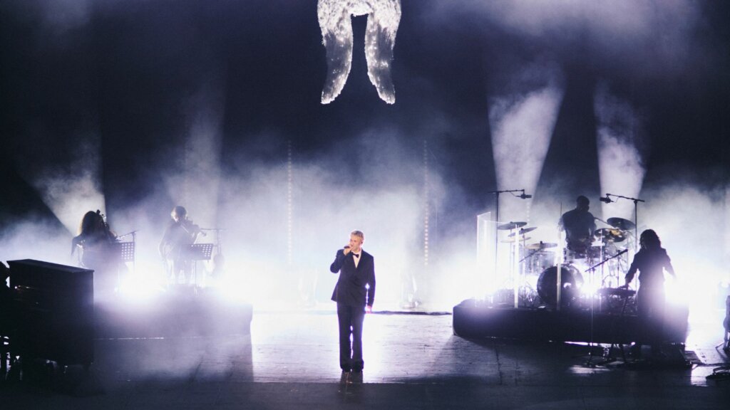 Mr. Rain durante il tour nei teatri al Teatro Arcimboldi di Milano