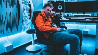 Smash Brown, il nuovo singolo Invicta prodotto da Kaizén